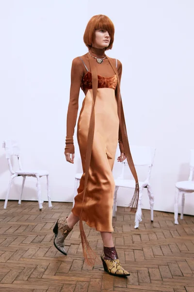 Look 5